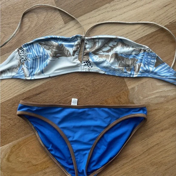 Aerie Tropical Bikini small top large bottom - Picture 8 of 11